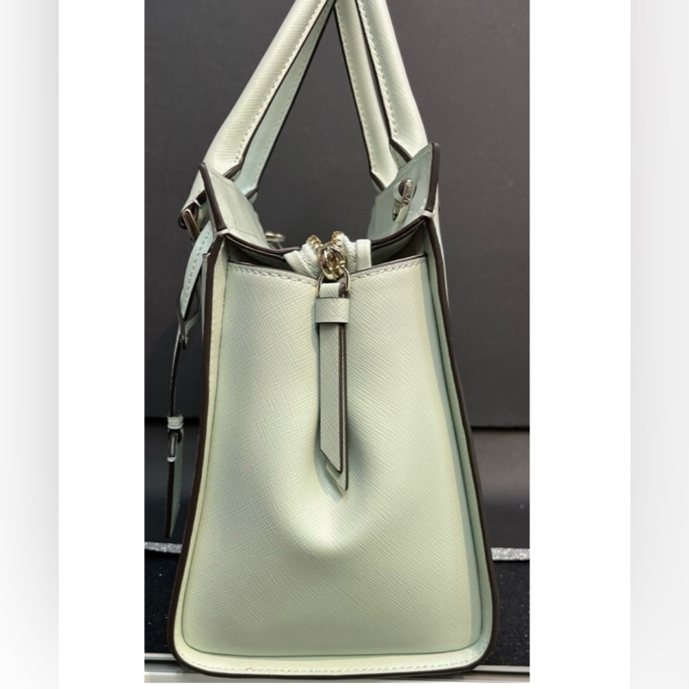 kate spade White Handbag - Picture 13 of 14